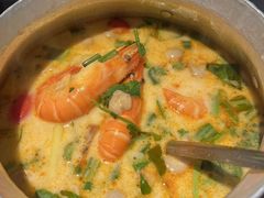 -大头虾越式风味餐厅(光明广场店)