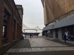 -SKECHERS 斯凯奇(上海国际时尚中心店)