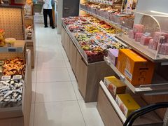 -来伊份(我格广场武宁路店)