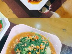 爆炒牛肉-五彩雪域藏餐馆