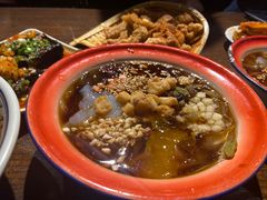 -爆炸头阿姨小四川正宗川味小吃(无任何分店)