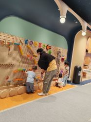 -奈尔宝家庭中心·亲子早教·派对餐厅(北京东坝万达店)