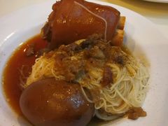 豬腳面線-阿水狮猪脚大王(台中公园店)