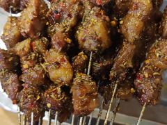 秦川黄牛招牌烤肉筋-叁宝烧烤 西安烧烤 领跑品牌(学府路店)