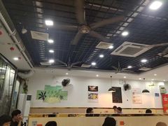 -老何家后安粉·糟粕醋海鲜火锅(三亚湾椰梦长廊店)