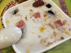 -海口骑楼小吃街