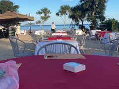 -亚龙湾希尔顿自助餐厅·海鲜·烧烤·沙滩BBQ·现场乐队