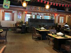 大堂-龙泉人椰子鸡.糟粕醋.海南菜(三亚旗舰店)