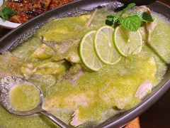 -默加东南亚美食(大宁音乐广场店)
