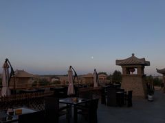 -敦煌山庄摘星阁