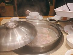 -煲大王猪肚鸡·椰子鸡火锅(红谷滩万达店)
