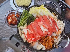 -MI WU FACTORY米屋美食工厂餐厅(绿地店)