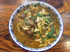 招牌牛肉面-陈八两面家(华孚写字楼店)