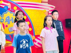 -蓝话筒·少儿成人演讲口才·主持朗诵·戏剧表演(大华第一坊店)