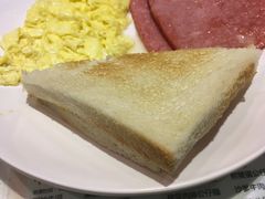 -鸿运茶餐厅(皇岗店)