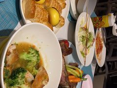 -海棠湾仁恒皇冠度假酒店-270°海景餐厅