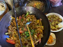 -富正毅三下锅·湘西韵味(天门山索道店)