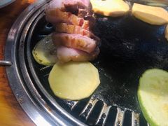 -唯成•韩国炭火烤肉 유성고기