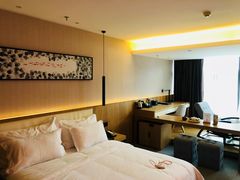 -优逸酒店(柳州窑埠古镇万象城店)