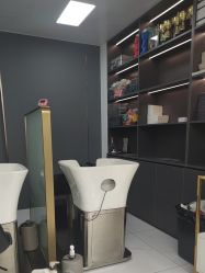 -阿三造型烫染•接发