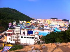 -平湖九龙山乐满地水上乐园