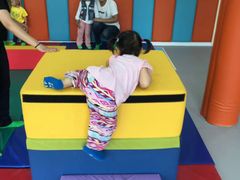 -侎宝运动成长中心(嘉定大融城店)