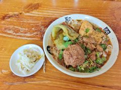 -任记七中刀削面(总店)