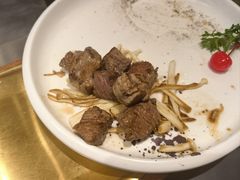 -大神太神·铁板烧(瑞虹天地月亮湾店)