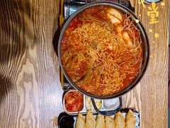 泡菜煎饺-吴草鸡爪오초닭발韩食堂(融恒盈嘉中心店)