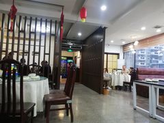 大堂-鑫悦楼煎蟹·16年海鲜大排档
