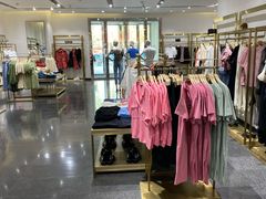 -URBAN REVIVO(济南世茂广场店)