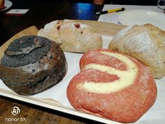 -黑草莓(重庆路店)