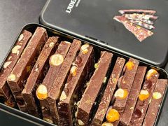 -Laderach 莱德拉(上海环贸iapm店)