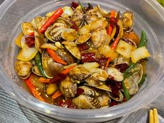 -川流不息·地道川菜·小龙虾(松东路店)