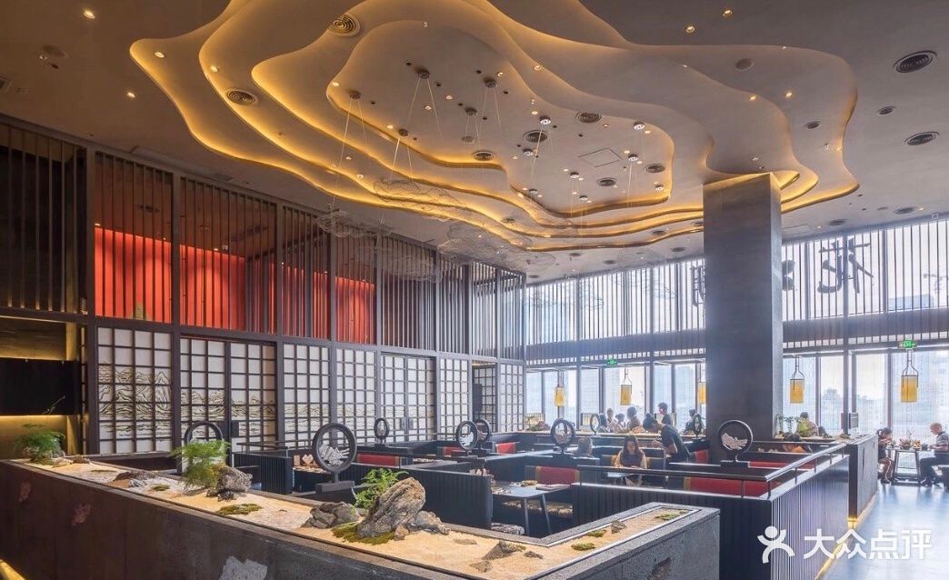 花潮日料艺食馆(宝龙一城店)--环境图片-厦门美食-大众点评网