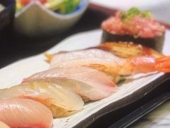 -家贺屋刺身寿司专门店
