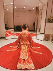 点击看大图 -GRACE KELLY婚纱与礼服(北京店)