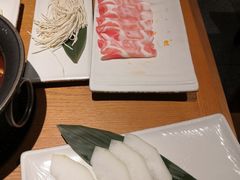 -呷哺呷哺(融创茂店)