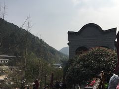 -楠柏弯休闲山庄(梨花溪店)