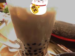 -湊湊火锅·茶憩(杭州湖滨银泰in77店)