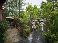 -花溪雨·森林餐厅(石基店)