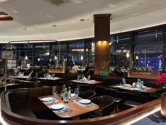 -MONICH牛排融合餐厅(和义大道购物中心店)