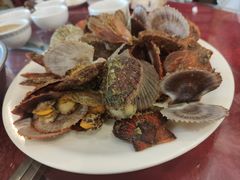 -鑫渔港海鲜本地菜·山海关浑锅(东戴河店)