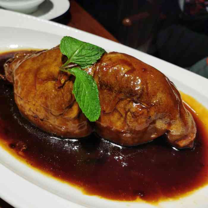 招牌菜大煮干丝,软兜,清炖狮子头,平山红烧肉,和风豆腐当然扬州炒饭