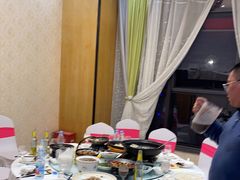 -香山湖家家宴(中山陵店)