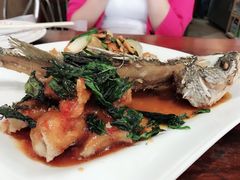 -Dang restaurant (patong phuket)
