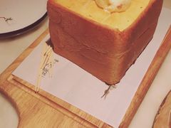 面包诱惑-绿茶餐厅(同成街华联店)