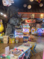 -卡通尼乐园(新达汇三林店)