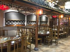 大堂-东来菜馆•手抓海鲜家常菜•海鲜锅贴(鸽子窝店)