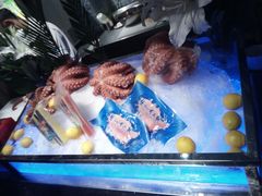 -领鲜活海鲜榴莲自助火锅(东门店)